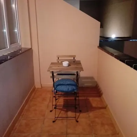 Apartament La Caleta Hébergement de vacances *
